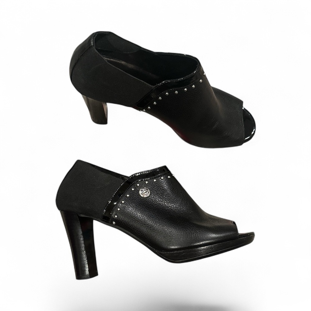 BRIGHTON BLACK VIXON STUDDED PEEP TOE HEELS PATENT LEATHER TRIM SHOES 9